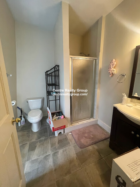 76 Austin St, Newtonville