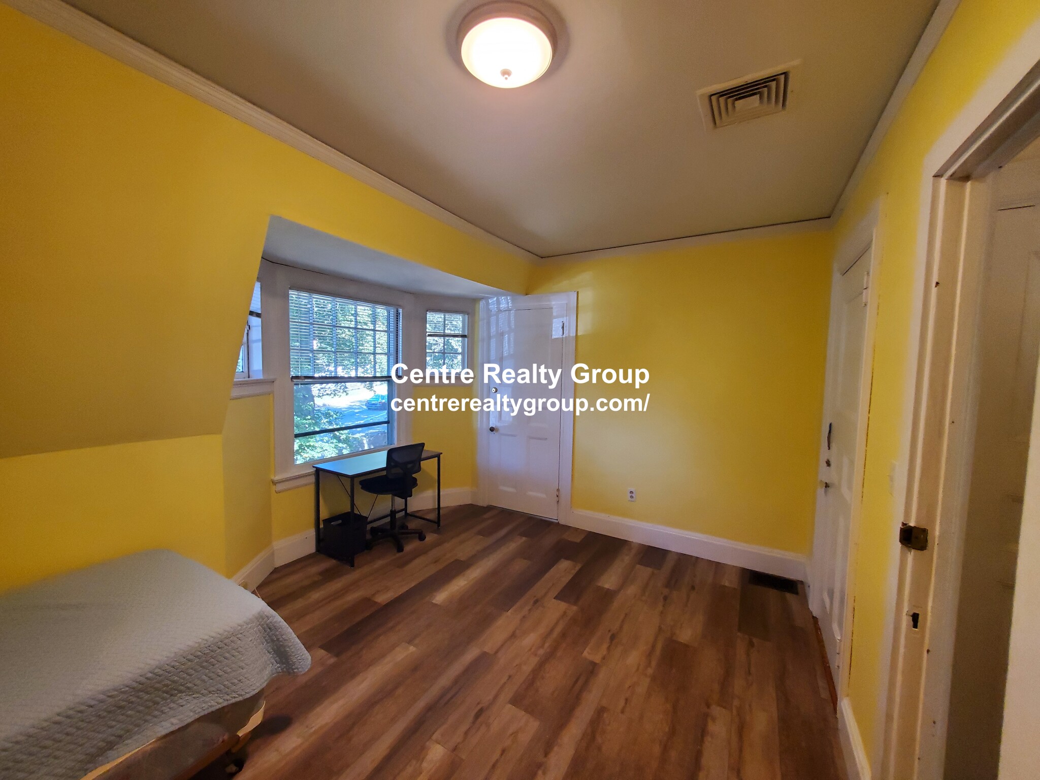 1106 Boylston St, Fenway