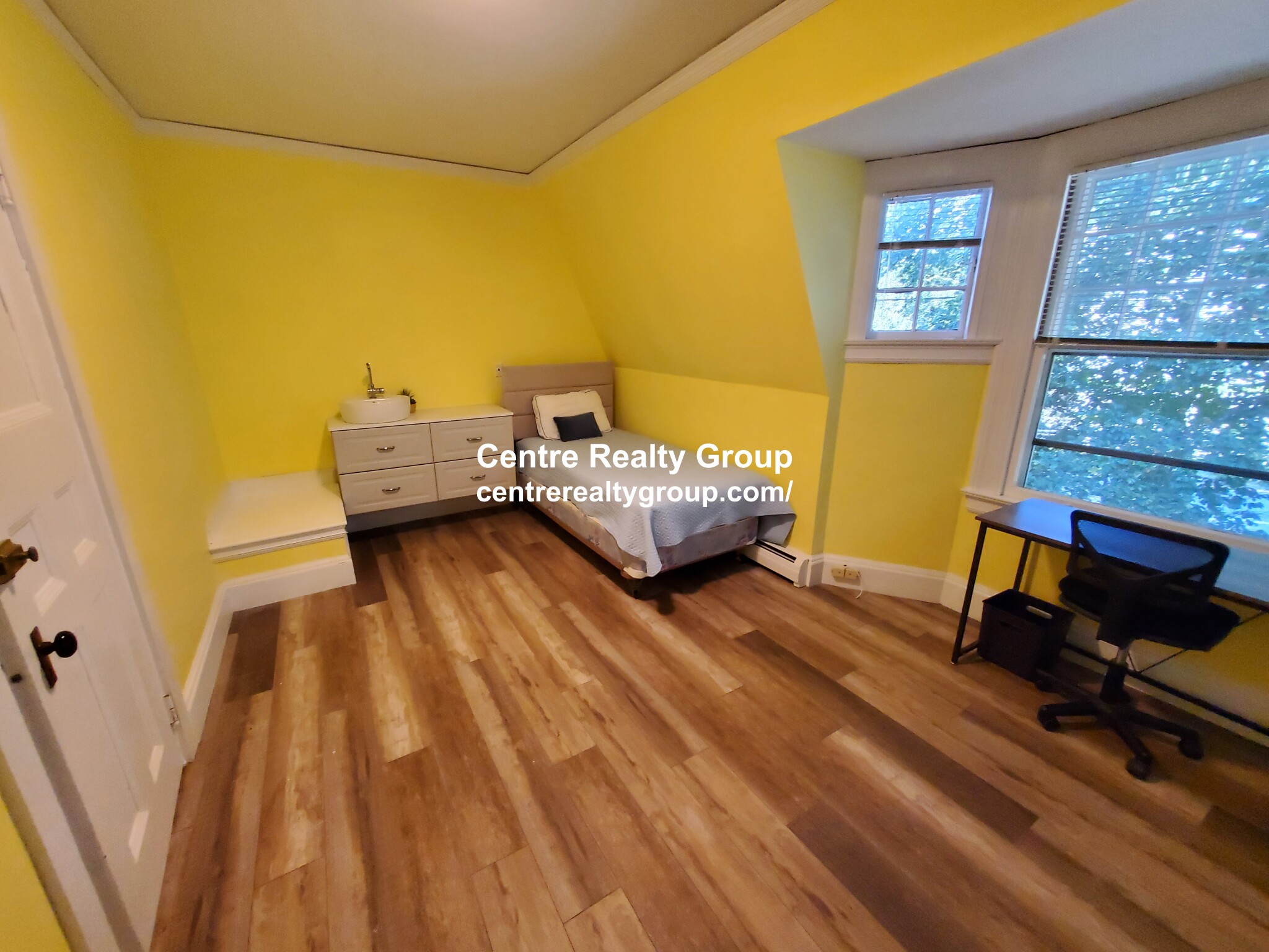 1106 Boylston St, Fenway