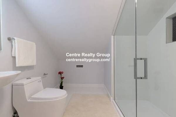 12 Belmont St, Newton Corner