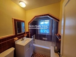 281 Lowell Ave, Newtonville