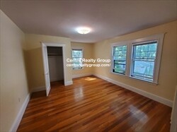 281 Lowell Ave, Newtonville