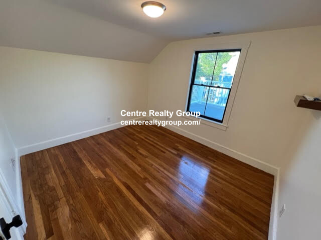 769 Watertown St, Newtonville