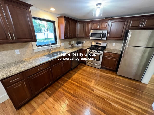 769 Watertown St, Newtonville