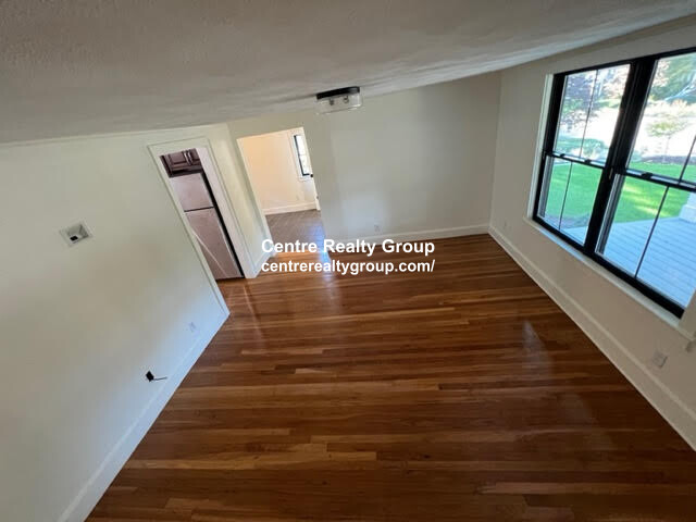 769 Watertown St, Newtonville