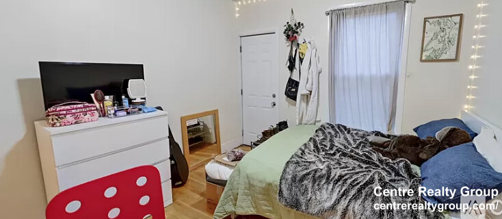 216 Freeman St, North Brookline