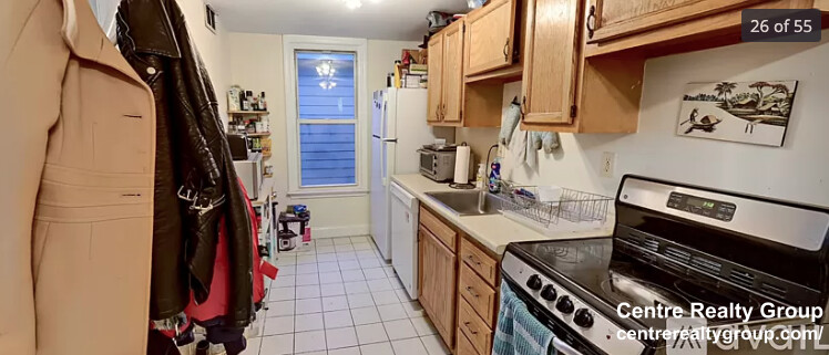 216 Freeman St, North Brookline