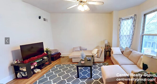 216 Freeman St, North Brookline