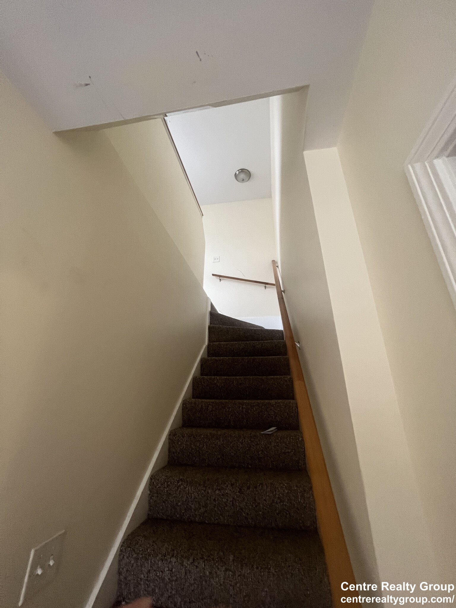 755 South St, Roberts