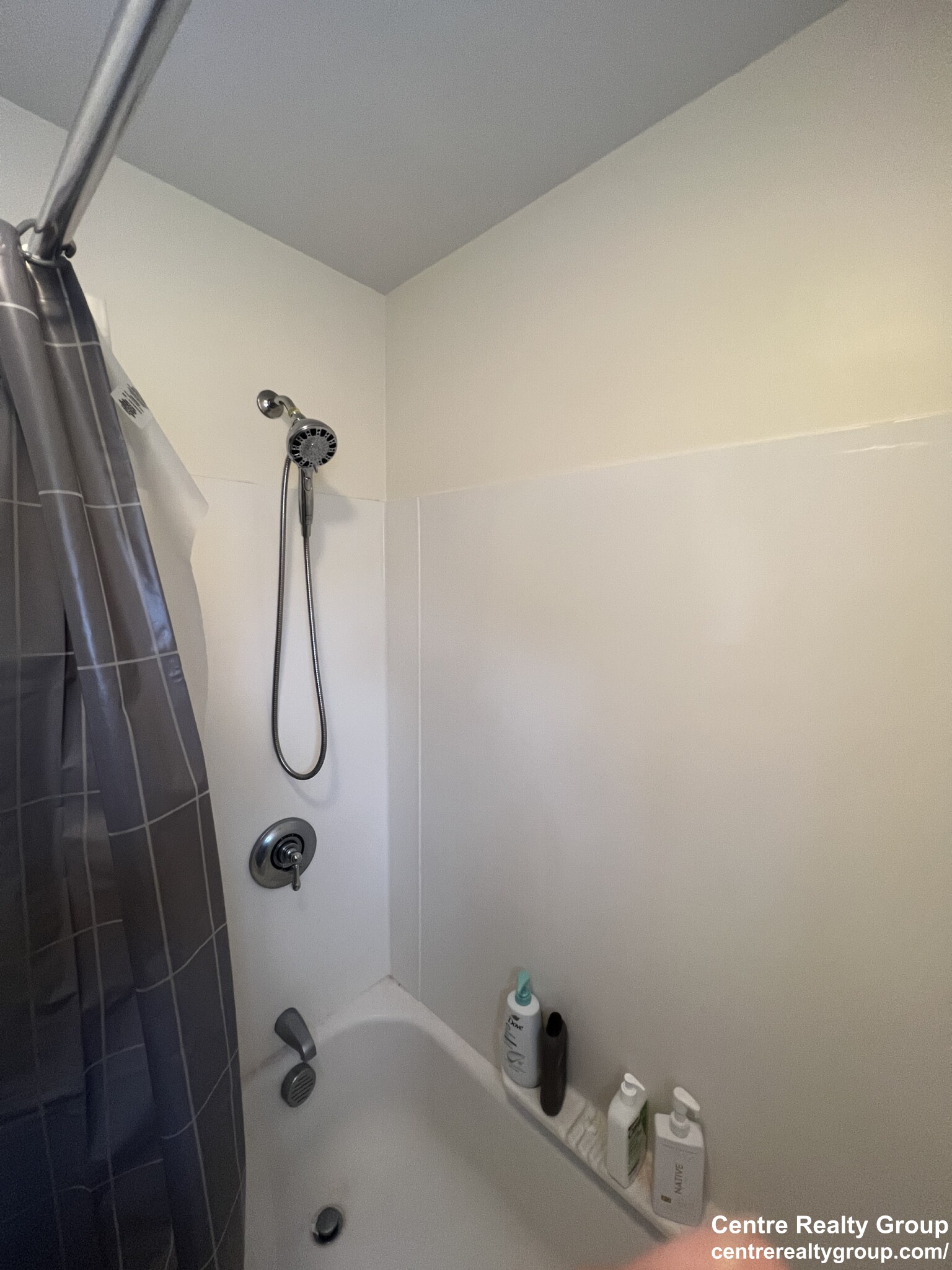 755 South St, Roberts