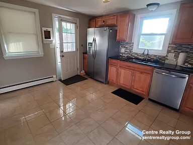 751 South St, Roberts