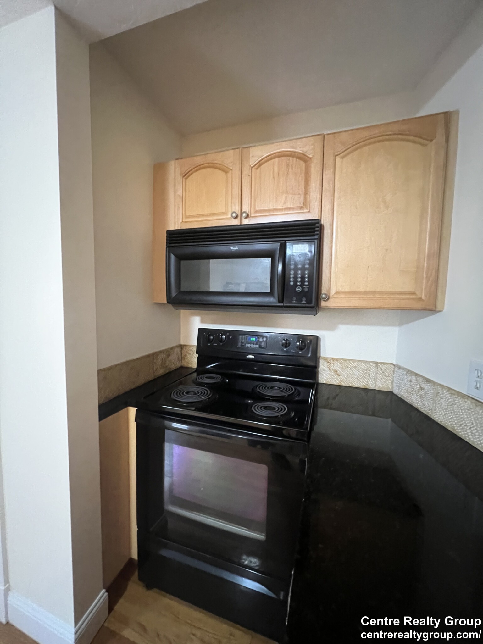 3 Brown St, South Side