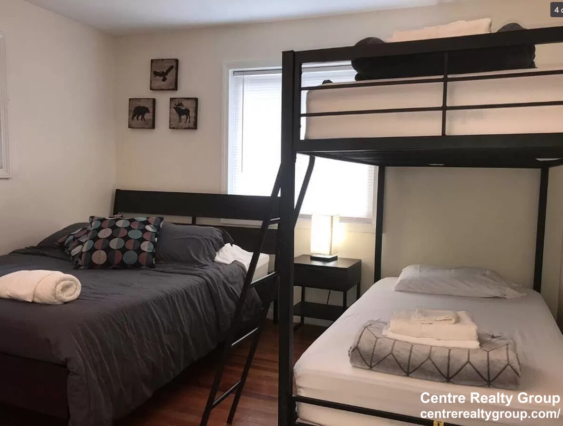 23 Oxford Circle, Belmont