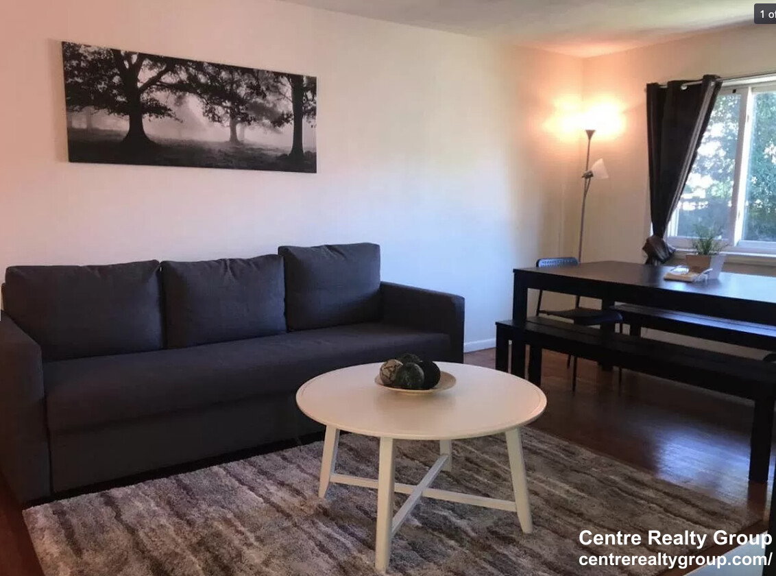 23 Oxford Circle, Belmont