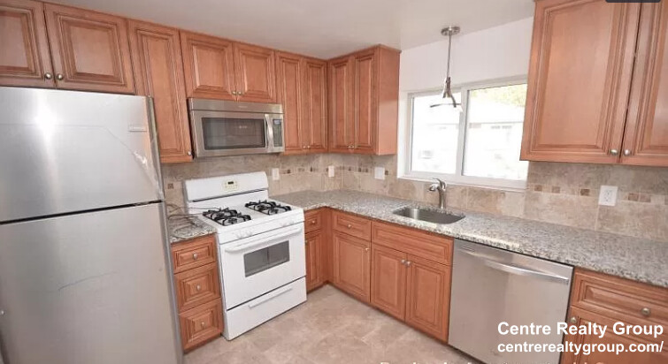 23 Oxford Circle, Belmont