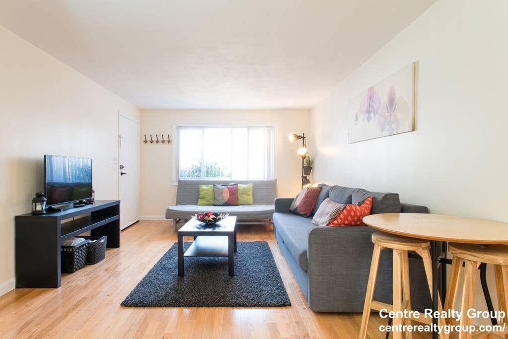 75 Thingvalla Ave, Belmont