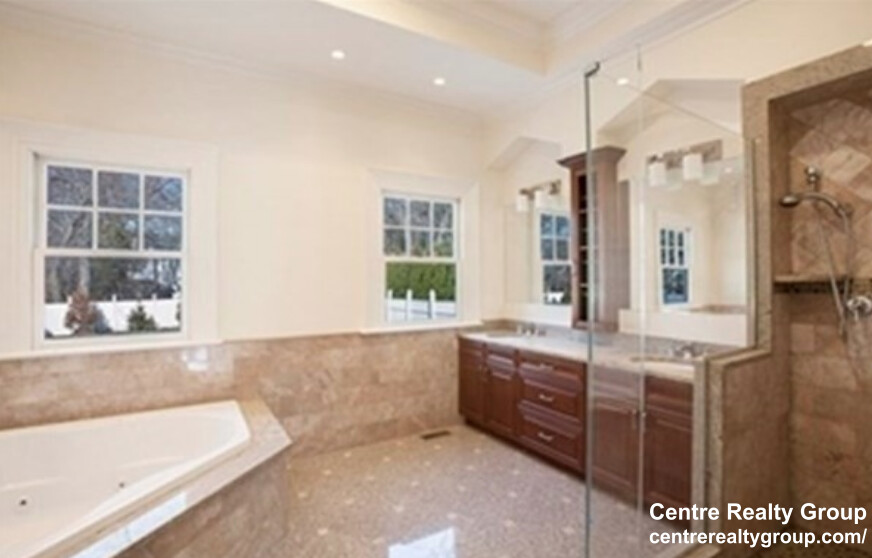 75 Woodfall Rd, Belmont