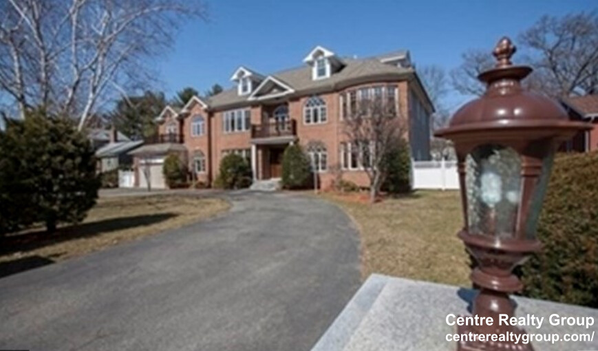 75 Woodfall Rd, Belmont