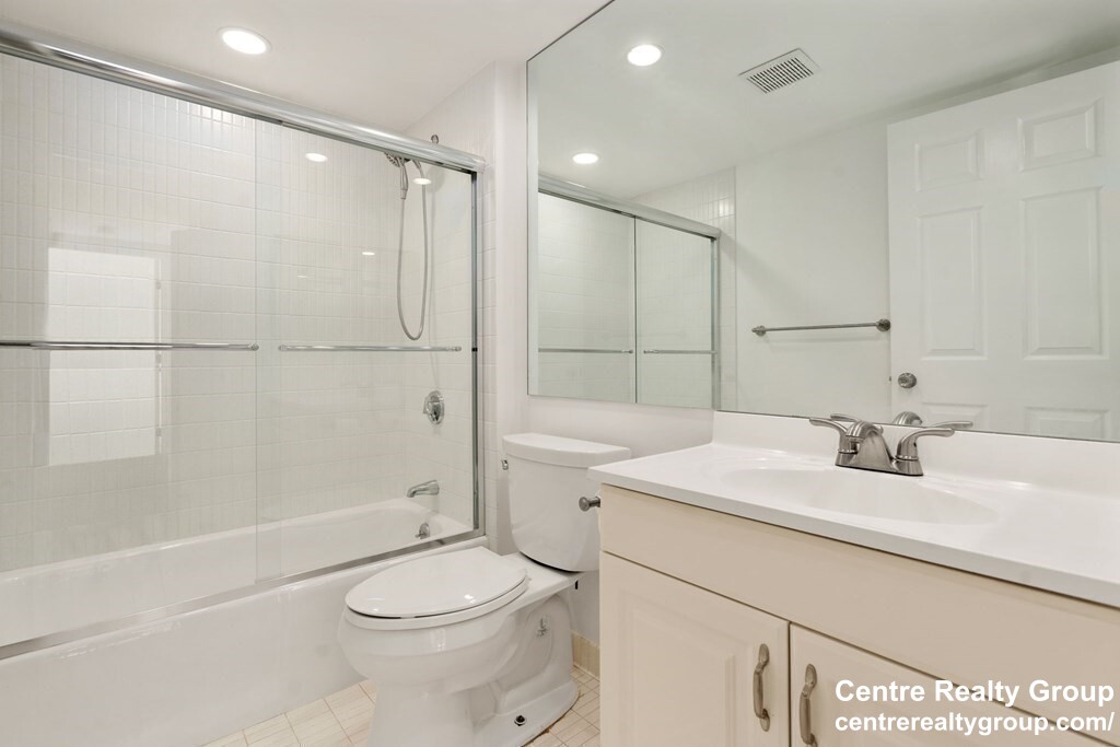 183 Oak St, Newton Upper Falls