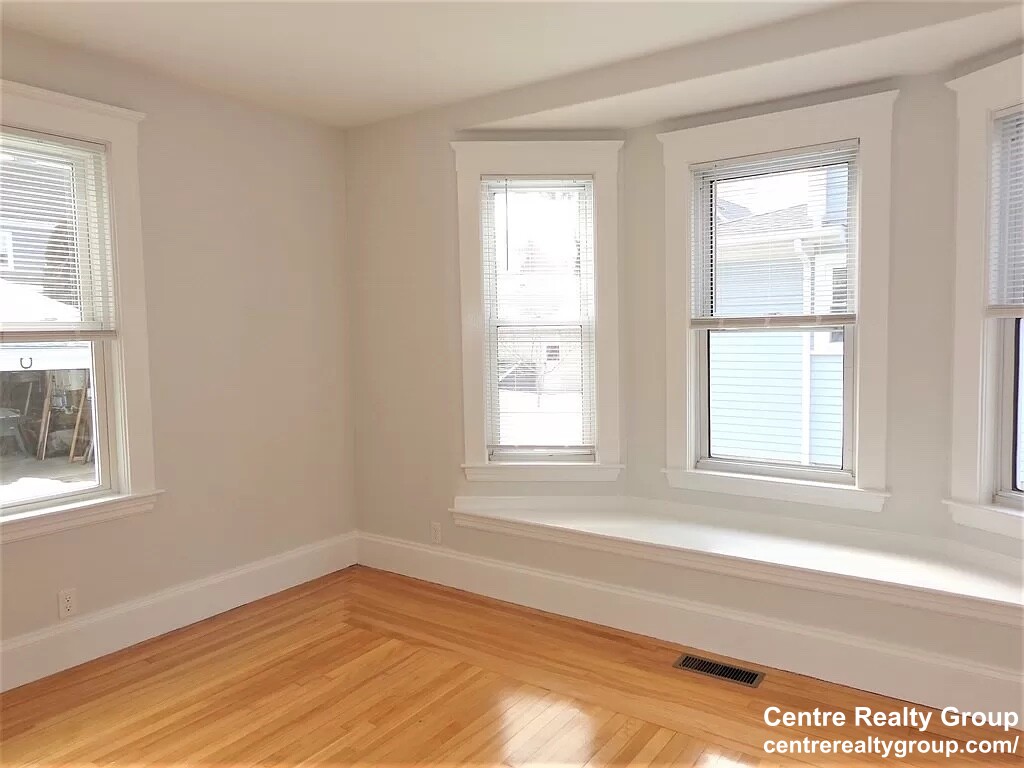 79 Washington Ave, South Side