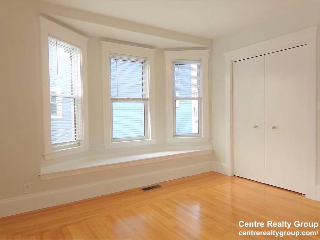 79 Washington Ave, South Side