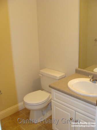 74 Chapel St, Nonantum