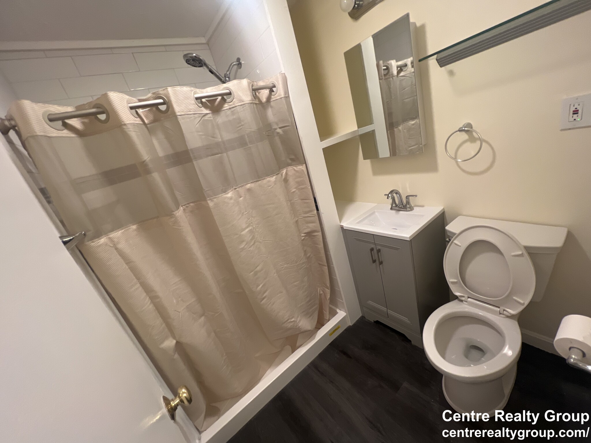 180 River St, Bleachery