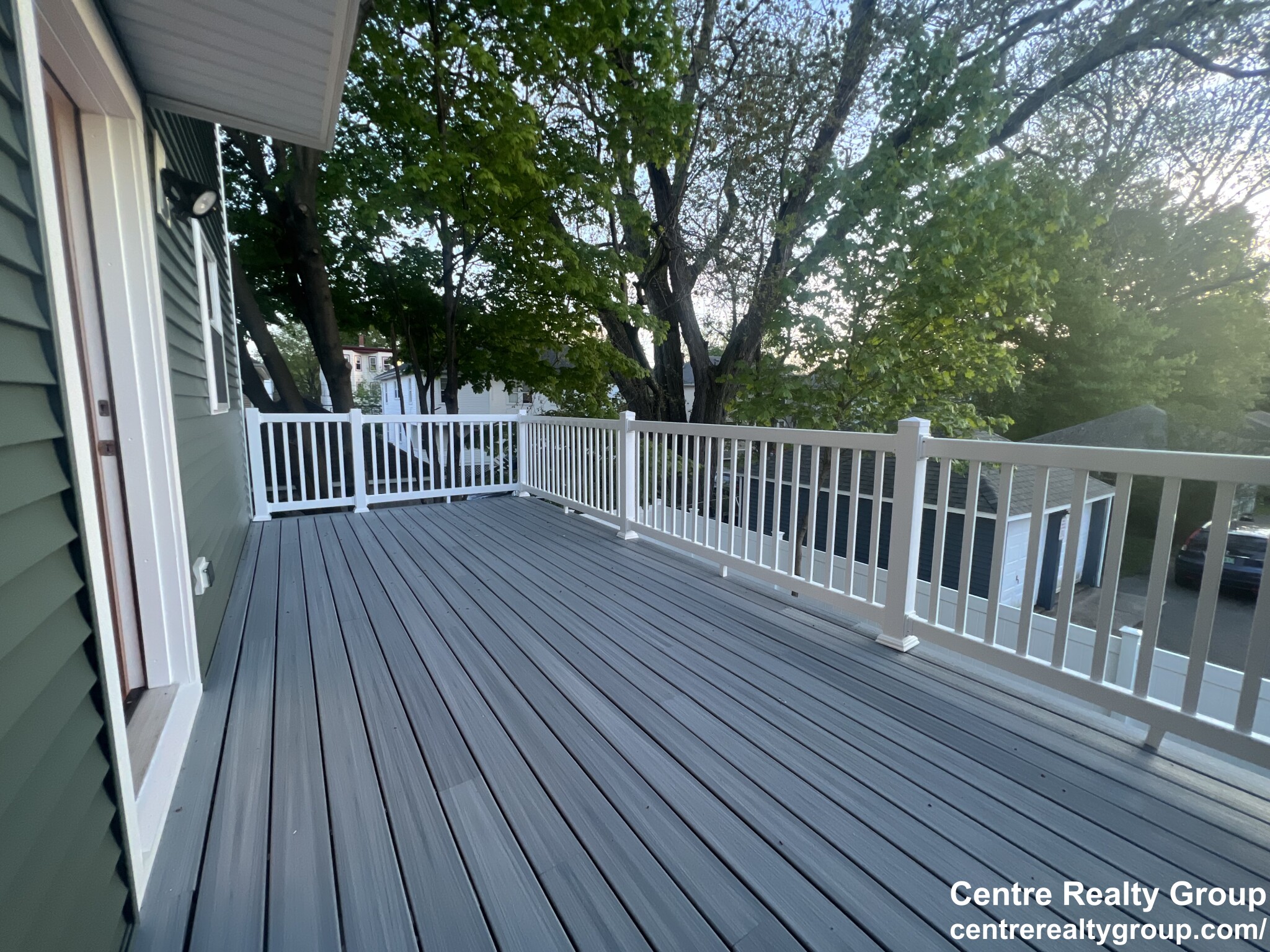 83 Parmenter Rd, South Side