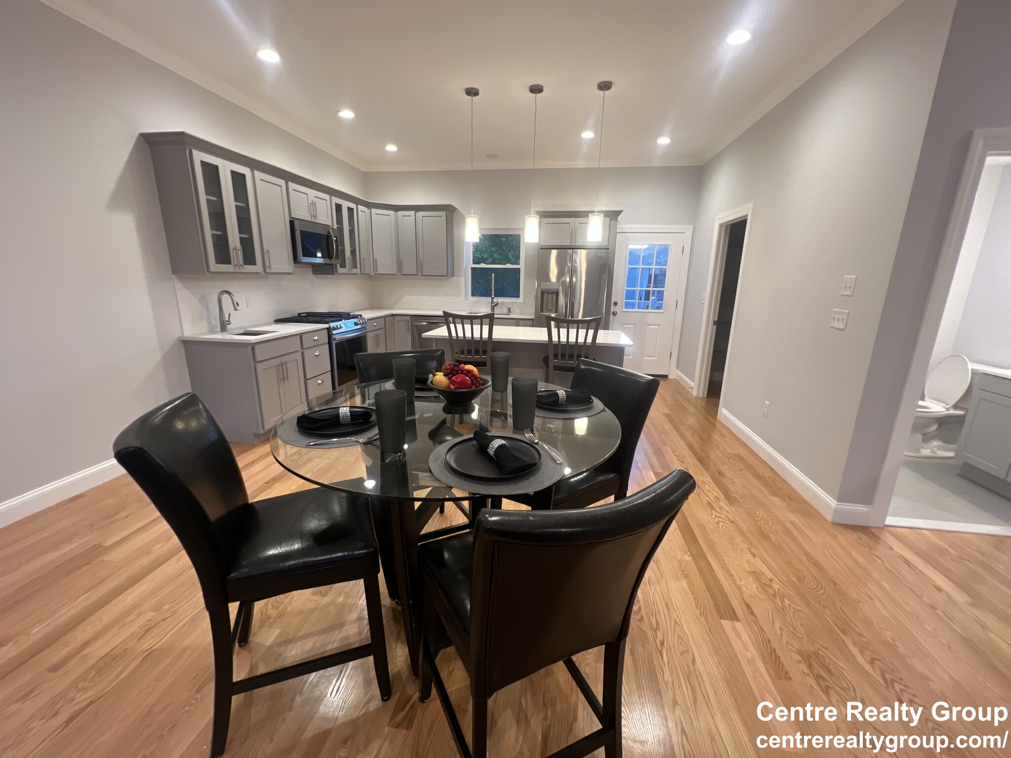 83 Parmenter Rd, South Side