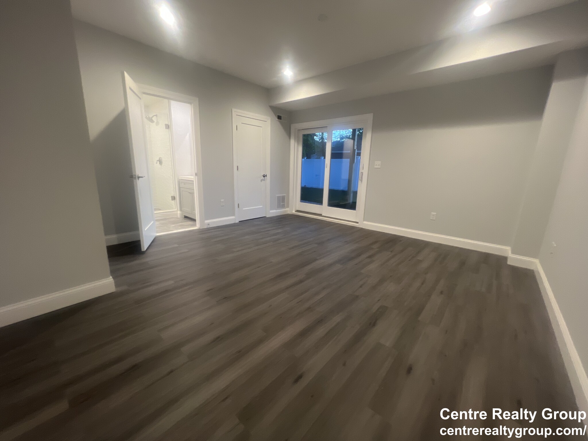 83 Parmenter Rd, South Side