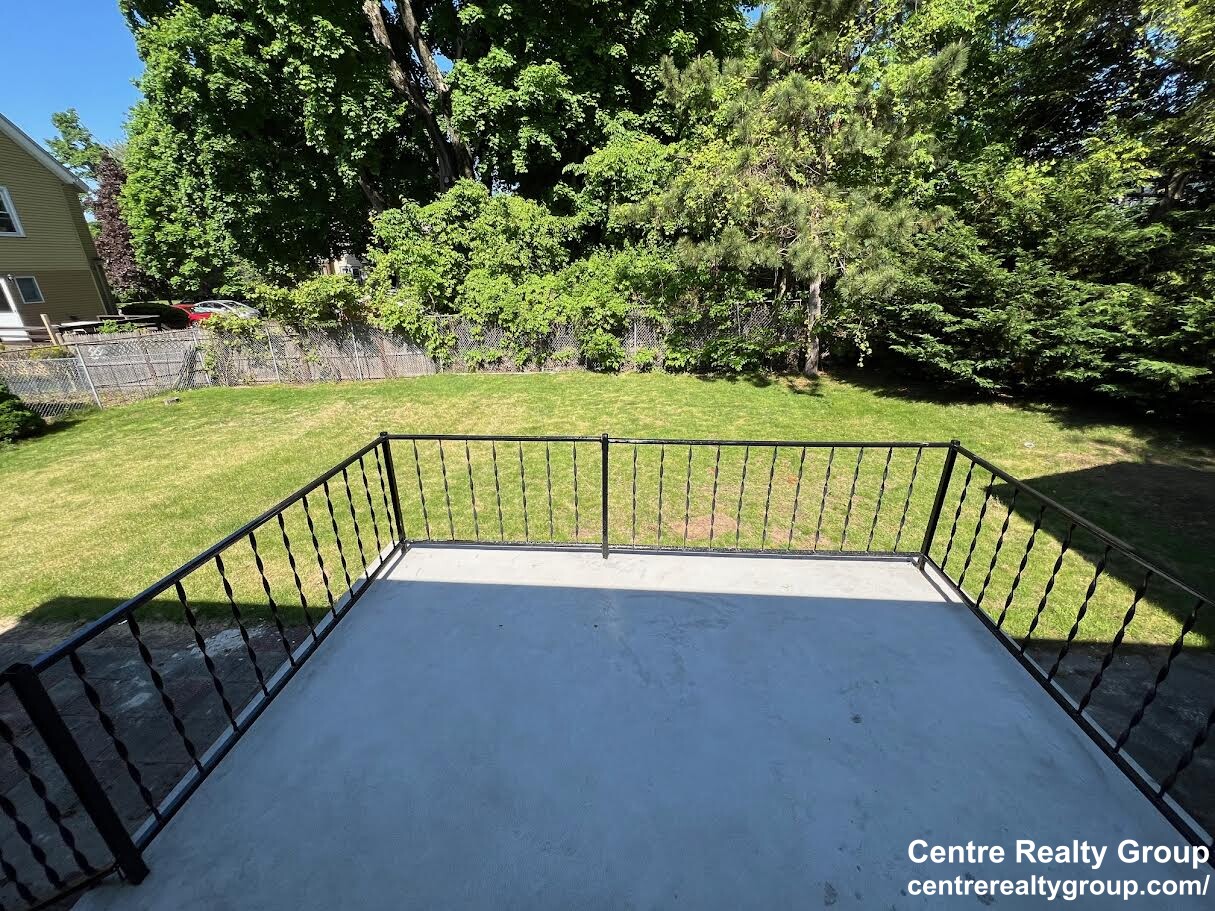 207 Cherry St, West Newton