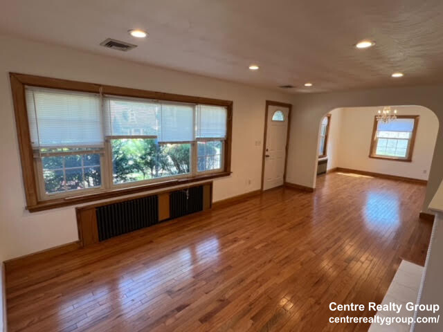 207 Cherry St, West Newton