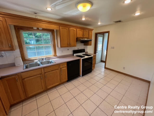 207 Cherry St, West Newton