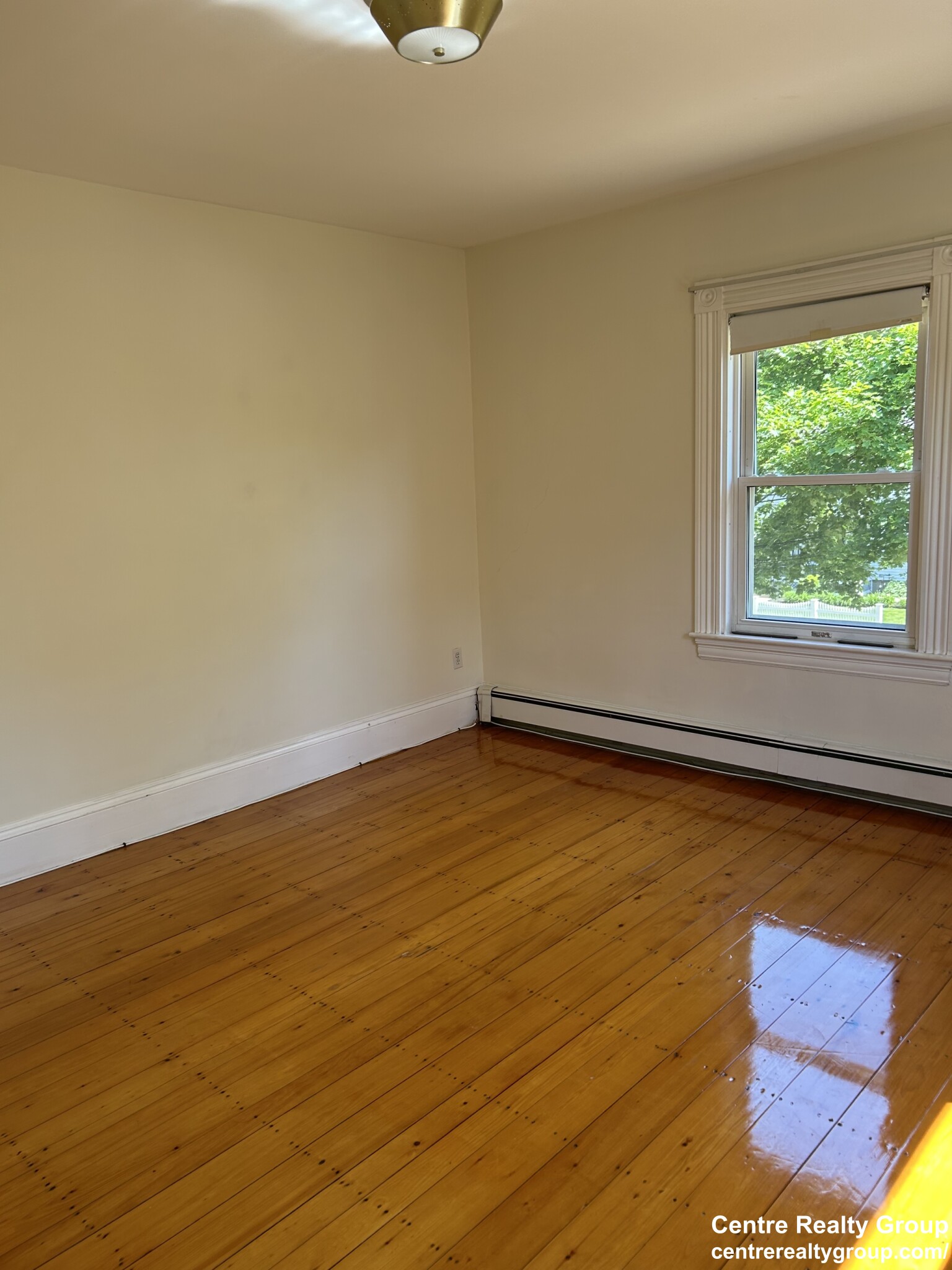 26 Broadway, Nonantum