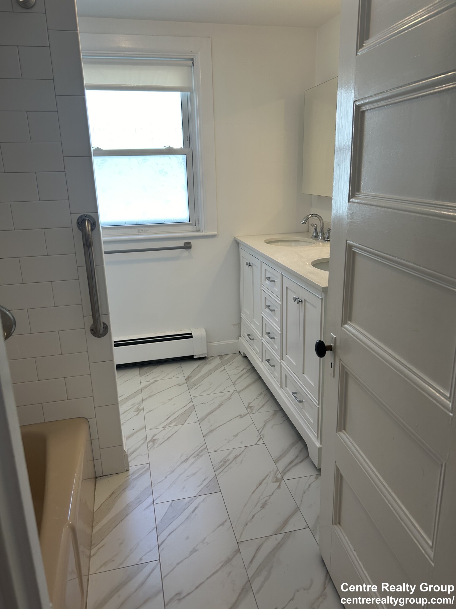 26 Broadway, Nonantum