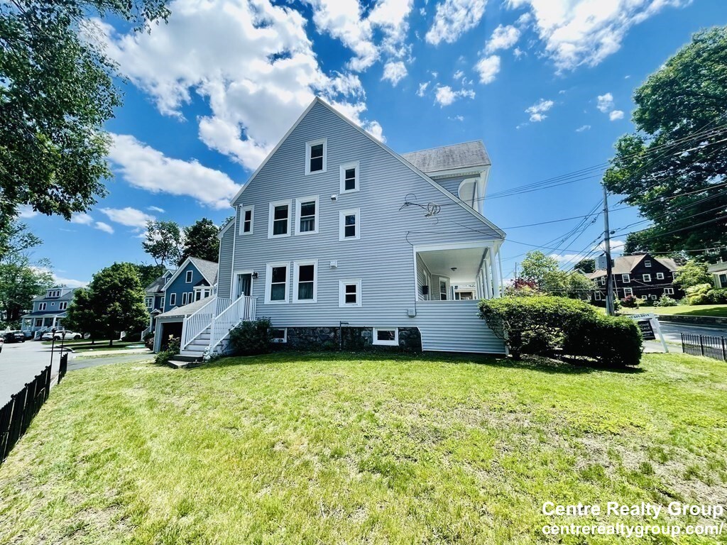 80 Central Ave, Newtonville