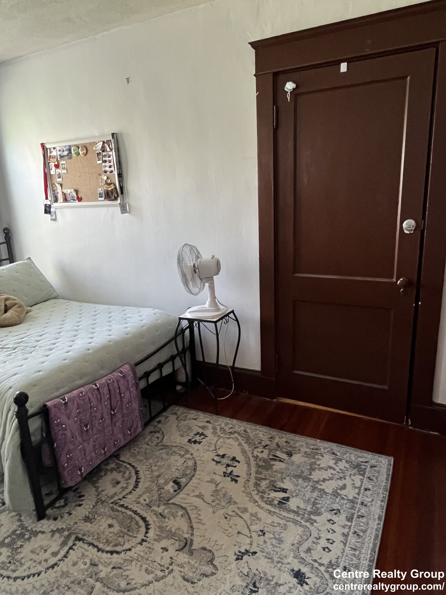 1 Dexter St, South Side