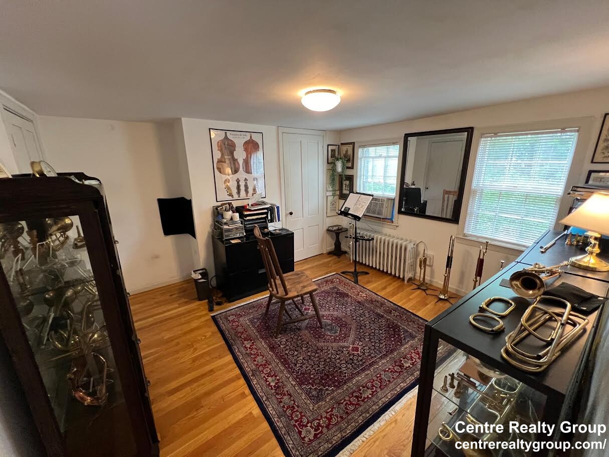 128 Derby St, West Newton