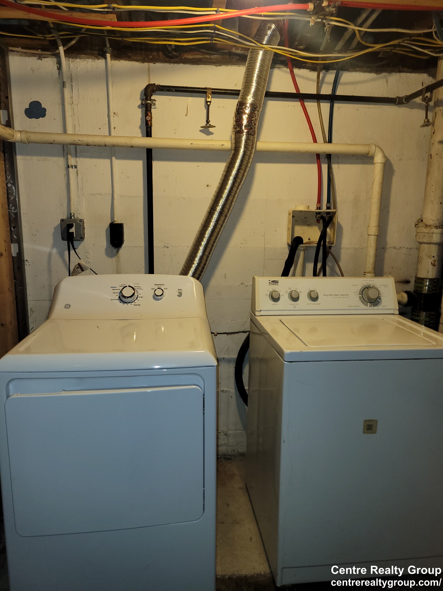 45 Jackson St, Thompsonville