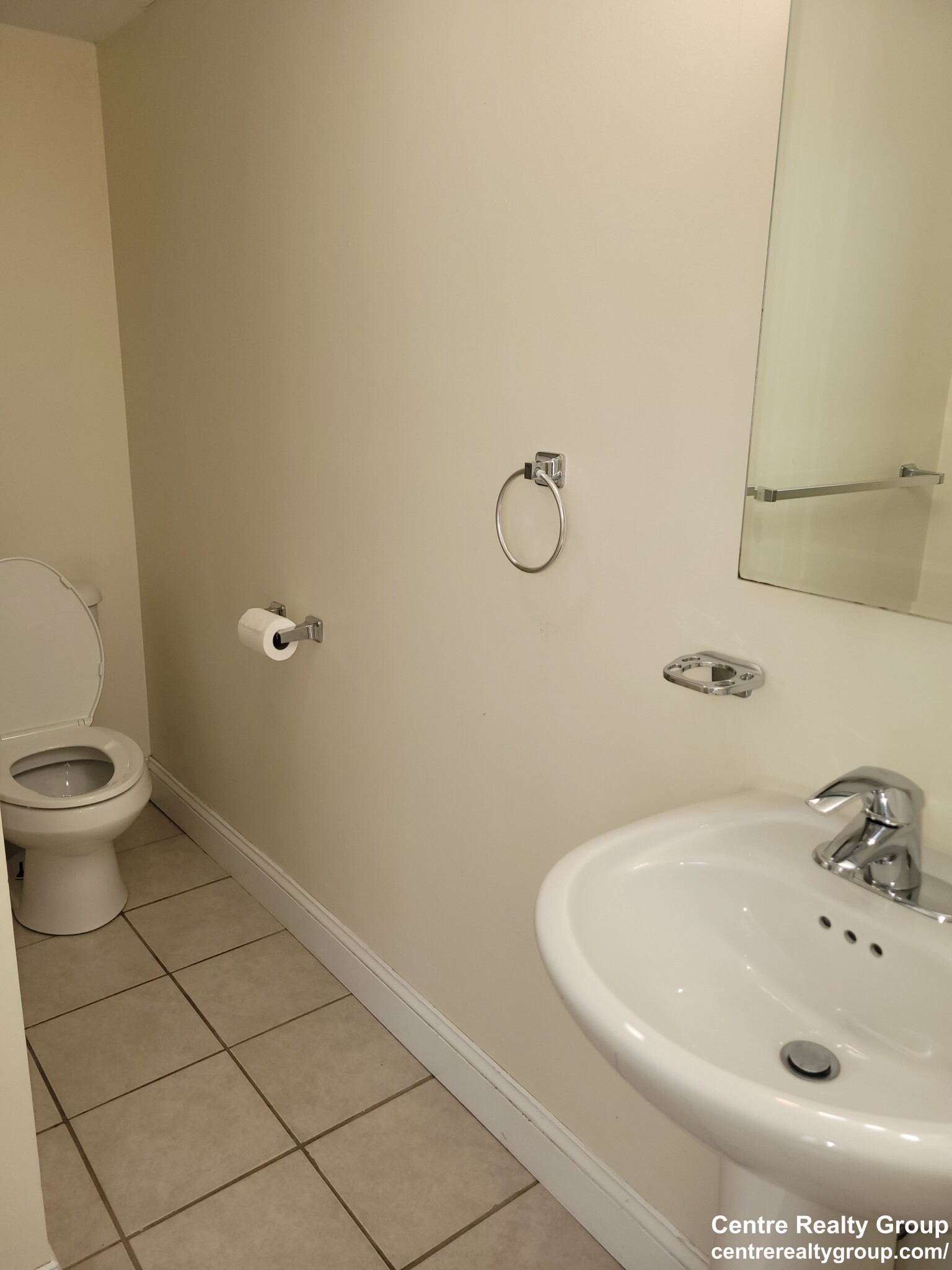 45 Jackson St, Thompsonville