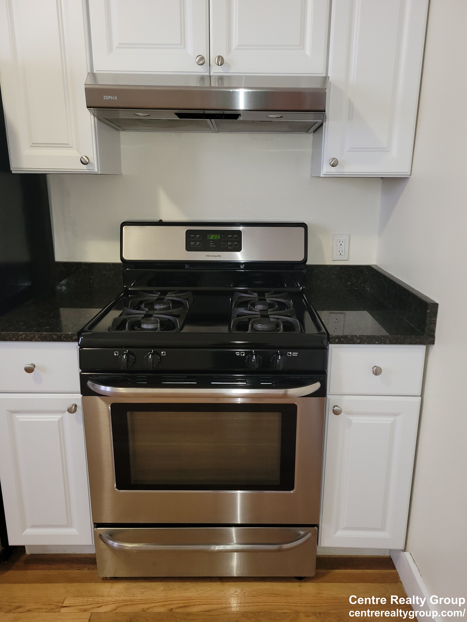 45 Jackson St, Thompsonville