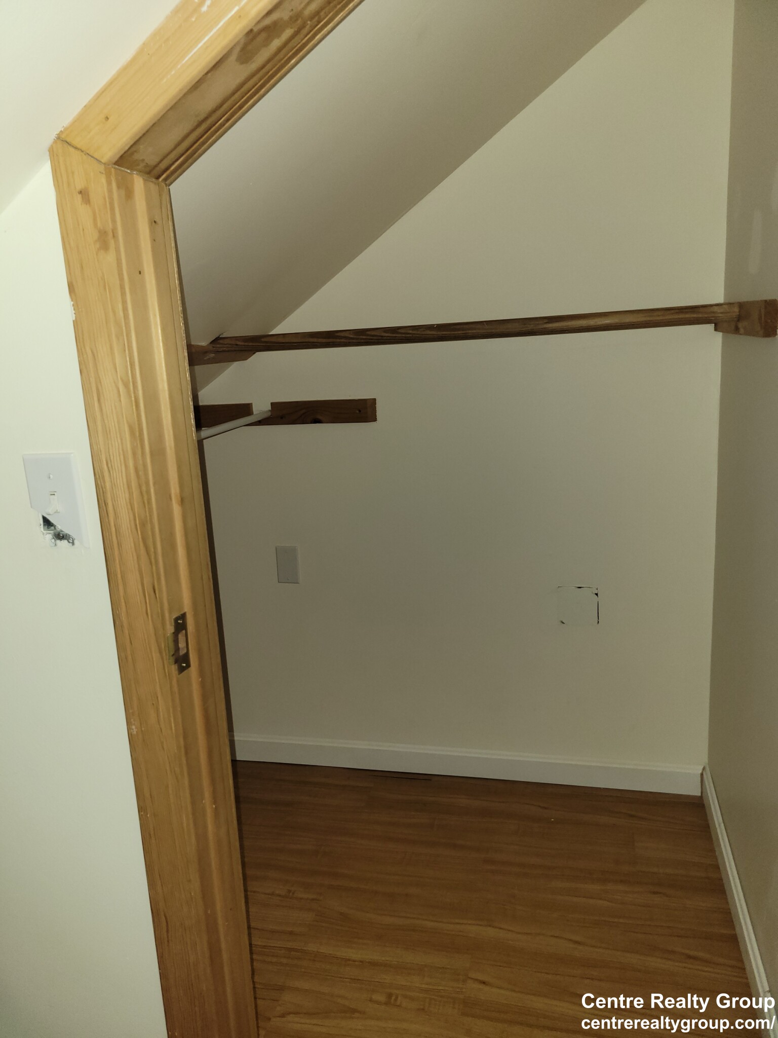 45 Jackson St, Thompsonville