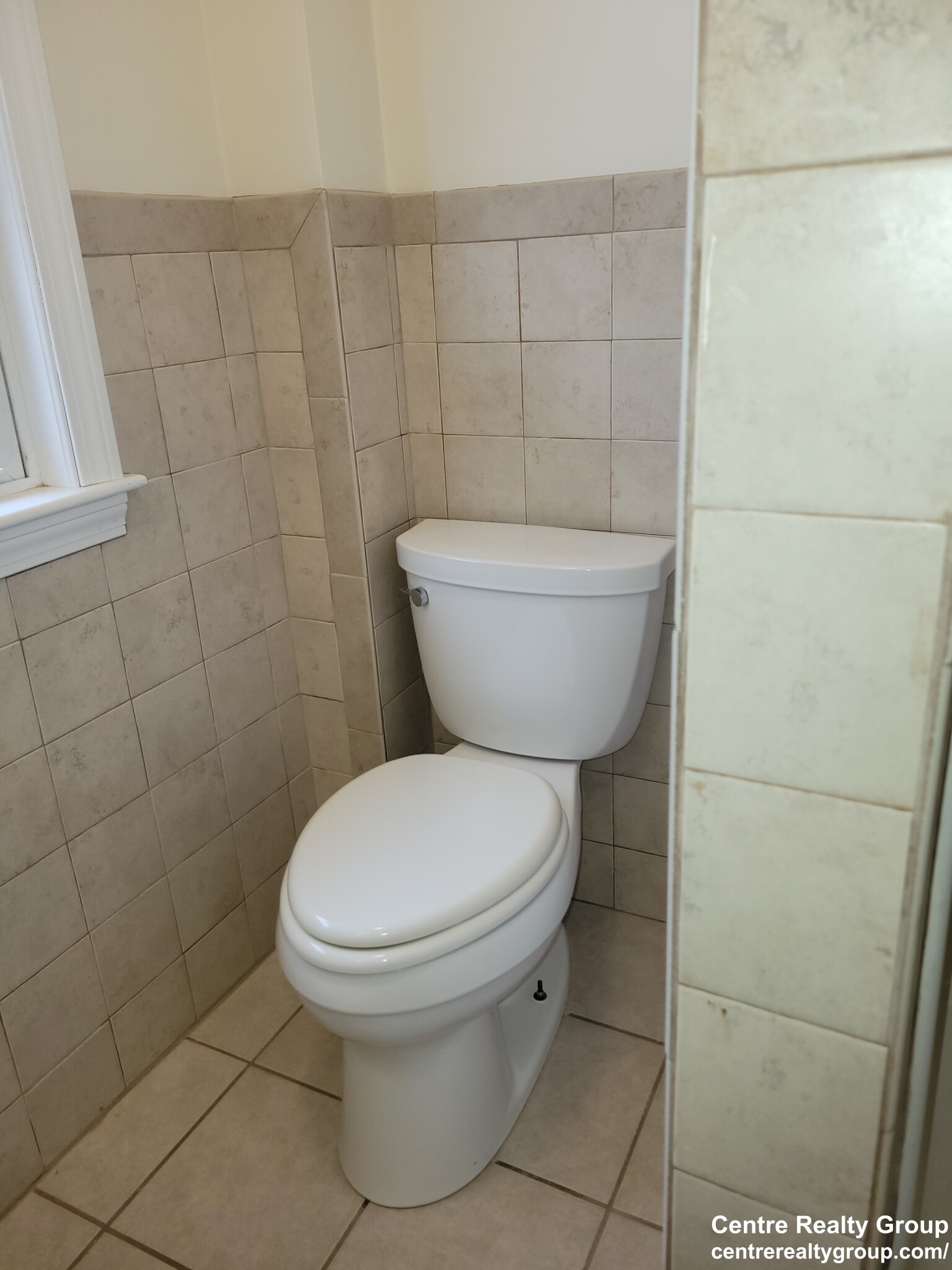 45 Jackson St, Thompsonville