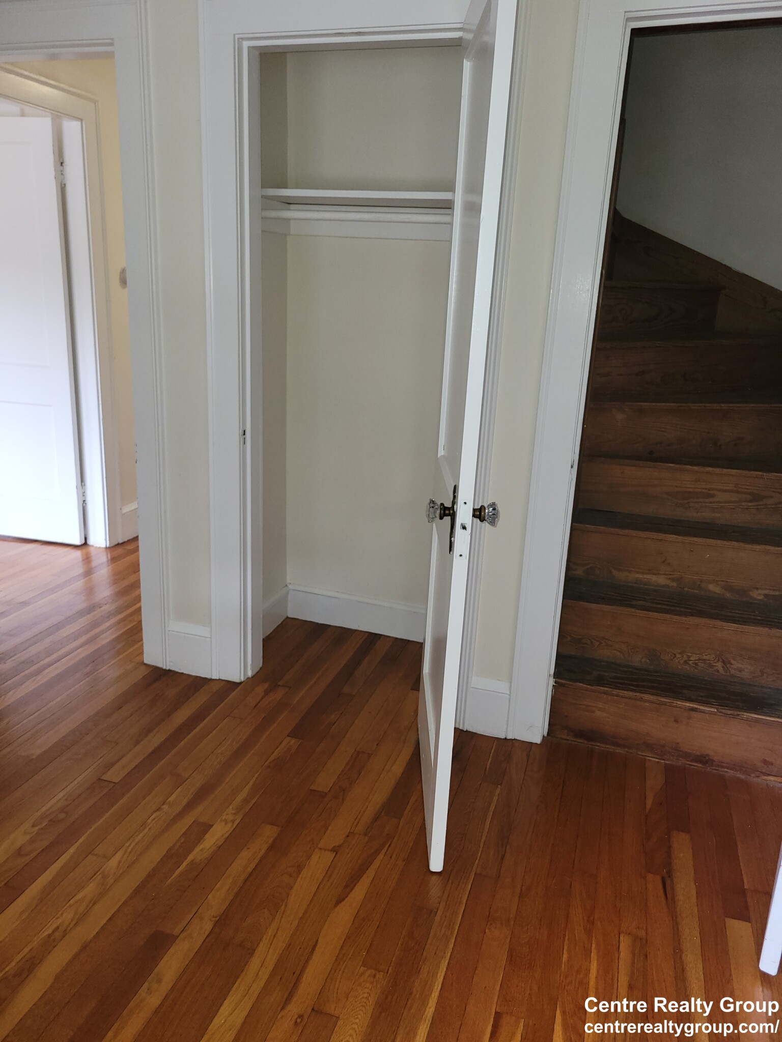 45 Jackson St, Thompsonville