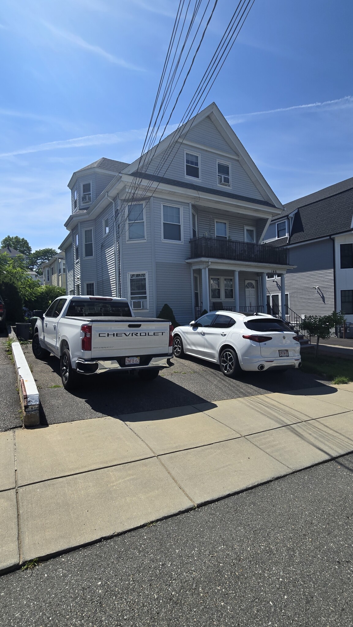 146 Hillside St, Mission Hill