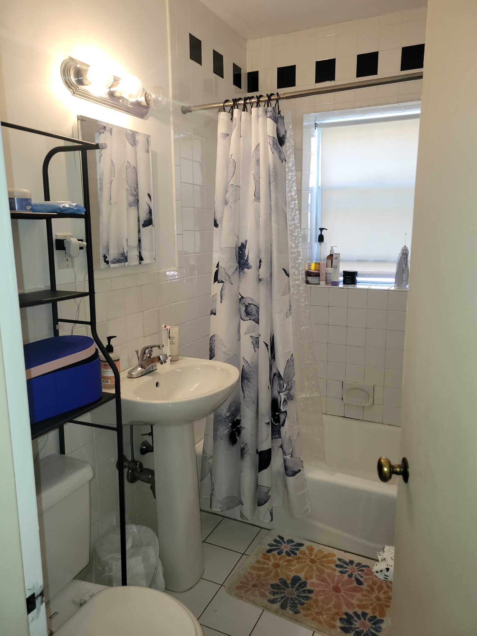 483 Centre St, Newton Corner