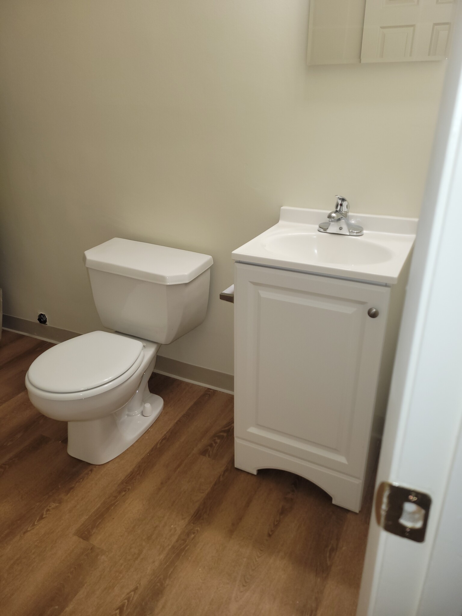 54 Hamlet St, Thompsonville