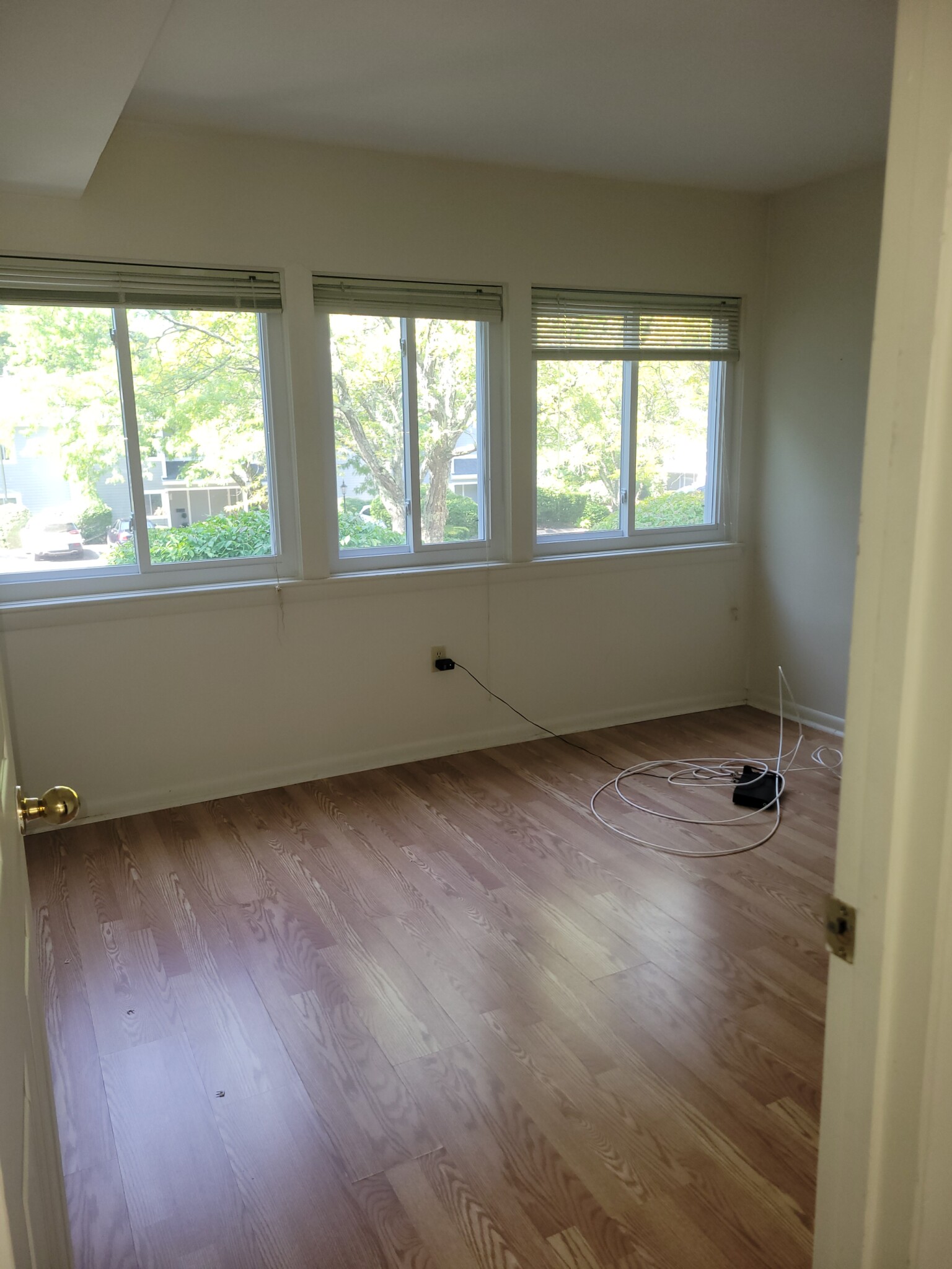 73 Hamlet St, Thompsonville