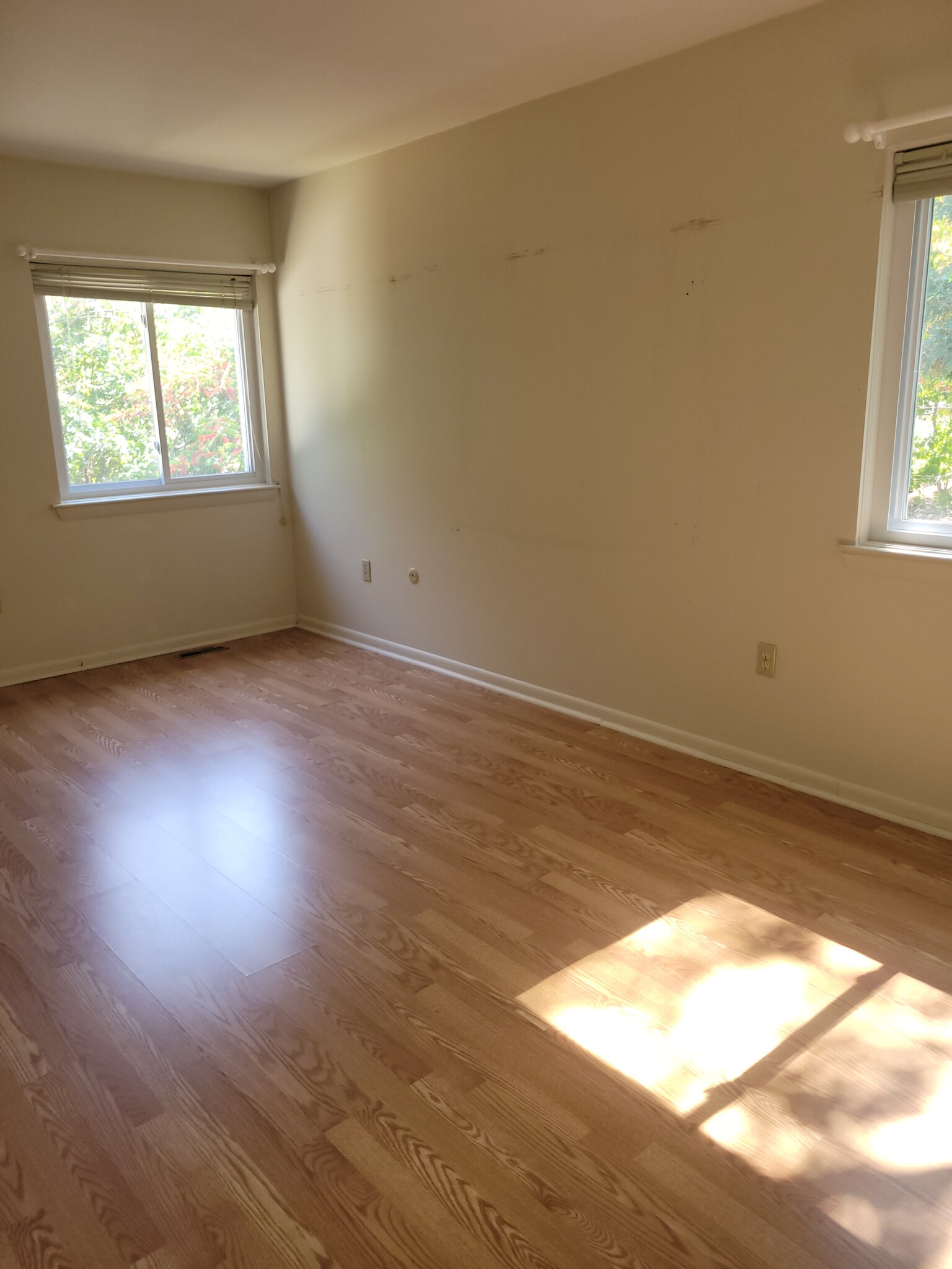 73 Hamlet St, Thompsonville