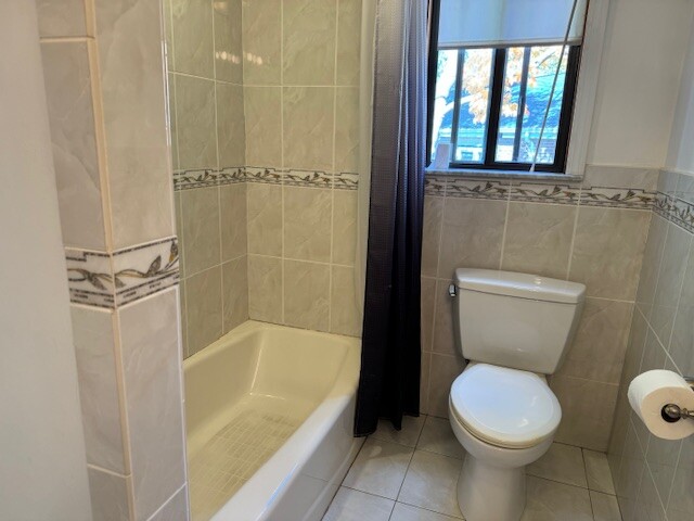 28 Brookside Ave, Newtonville